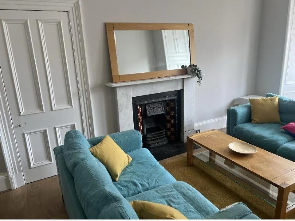 Summer Apartment Edinburgh Meadows